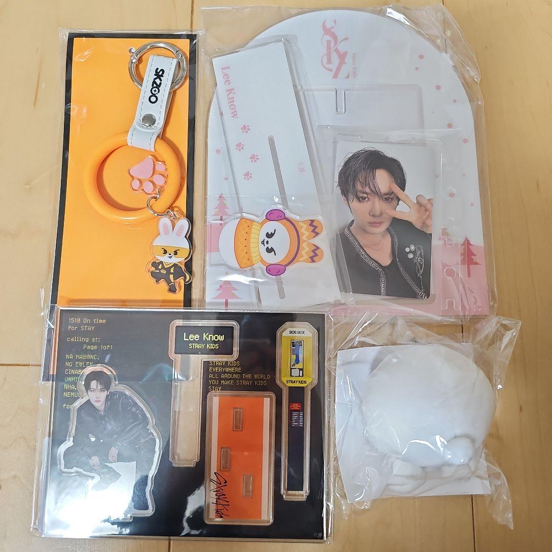 [ИСПОЛЬЗОВАННЫЙ] StrayKids Reno Set leeknow